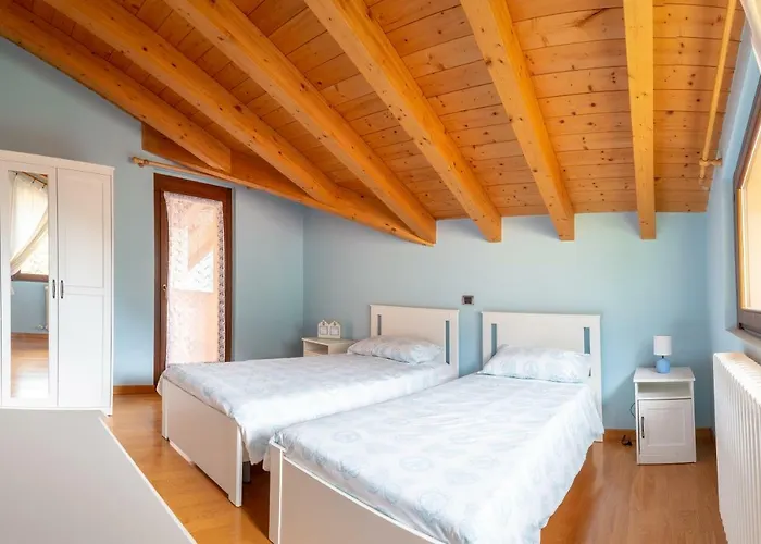 Casa Giulia Lierna